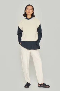 Kareshi bluse med rund hals