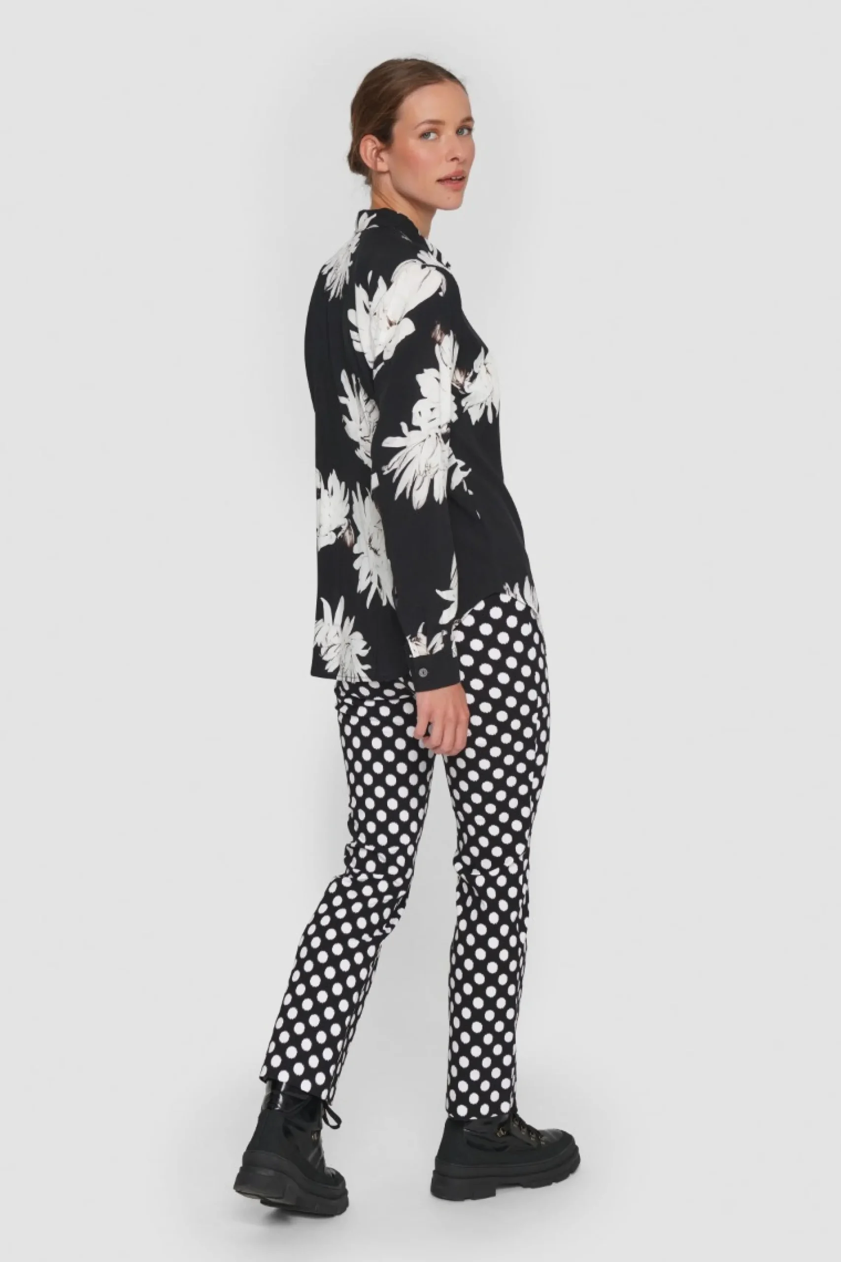 Nightbloom & flower daze FSC skjorte